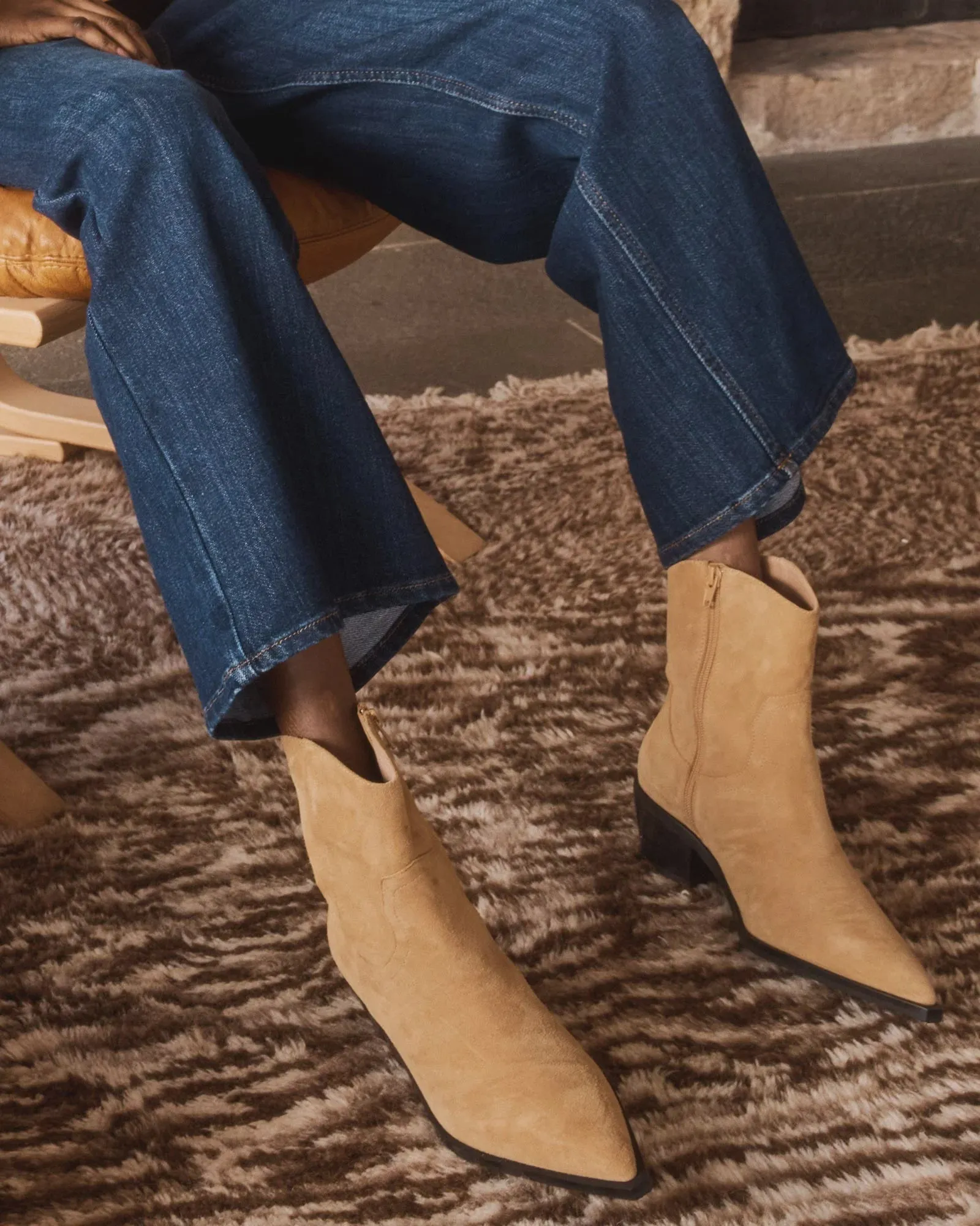 Whip Boot Taupe Suede